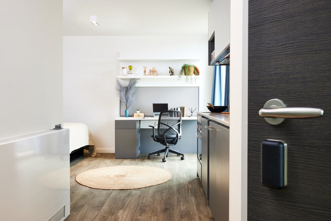  Accessible Room  -  Strawberry Place  - Gallery -  3