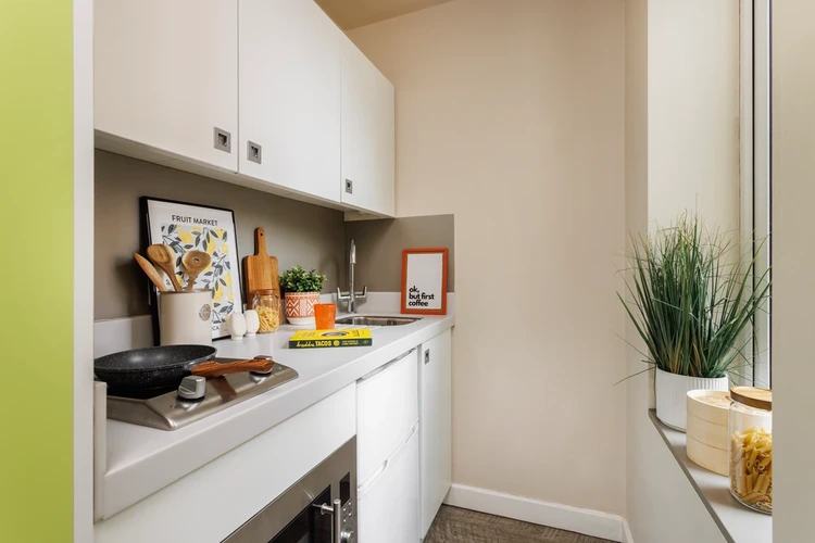  Small High Double Studio  -  Quay Point Studios  - Gallery -  2