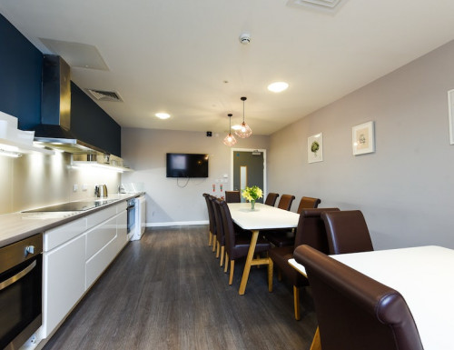 St James' House Roost - Gallery - 12