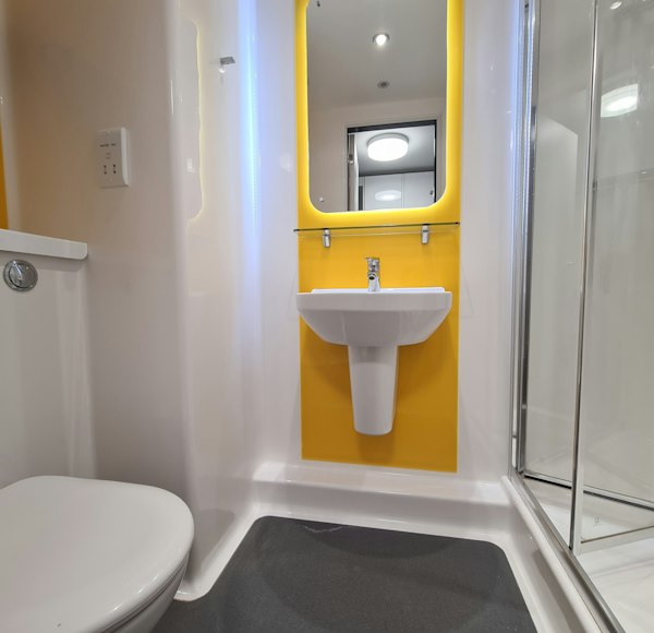  Studio Platinum - Top Floor  -  St James' House Roost  - Gallery -  5