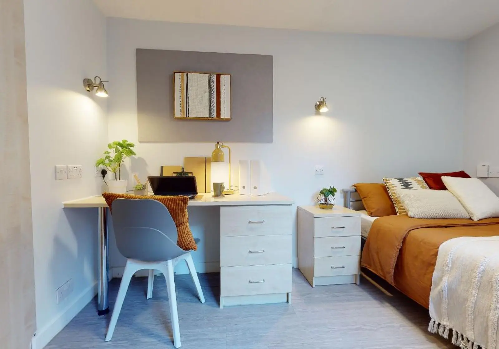 Bronze En-Suite Plus - iQ Brocco - Gallery - 2