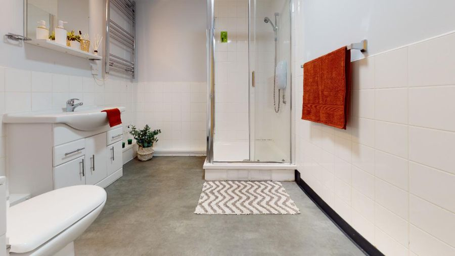Bronze En-Suite DDA - 6