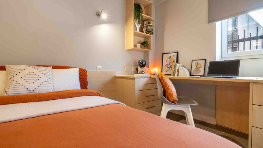 Copper En-Suite - 5