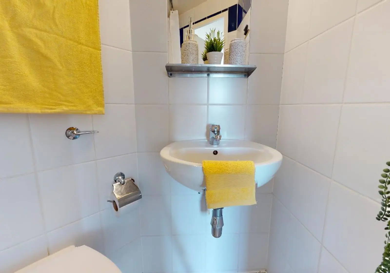 Bronze En-Suite Plus - iQ Fenton House - Gallery - 3