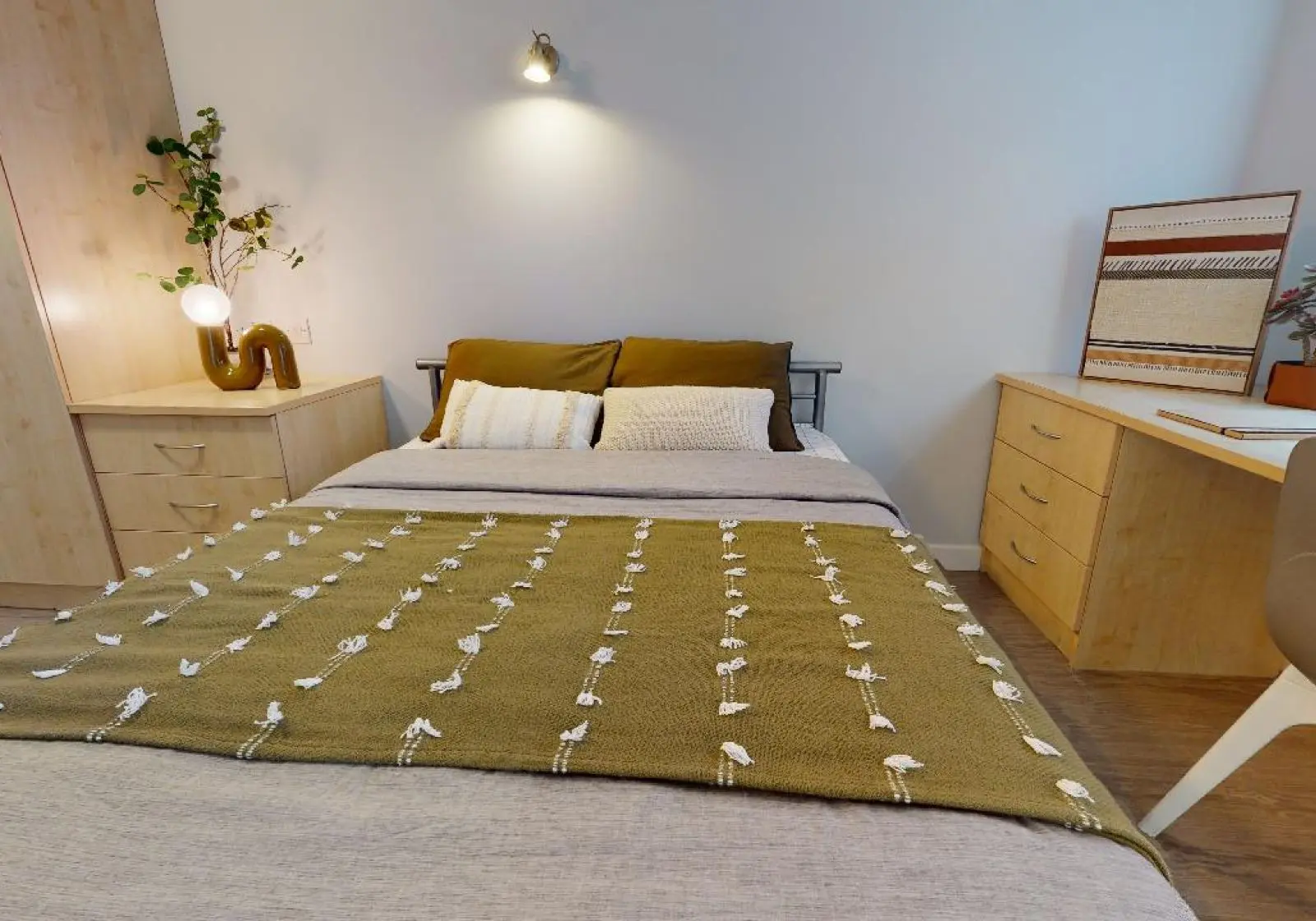 Silver En-Suite Plus - iQ Fenton House - Gallery - 1