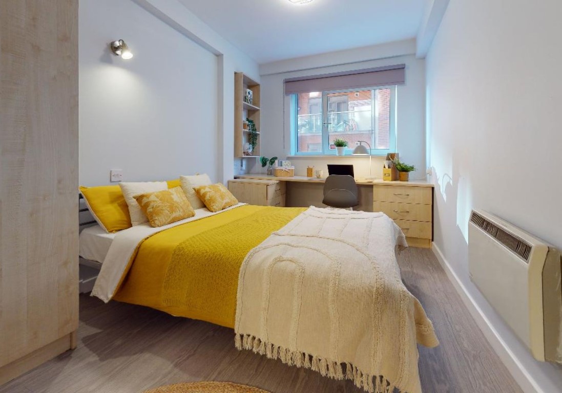  Bronze En-Suite  -  IQ Fenton House  - Gallery -  1