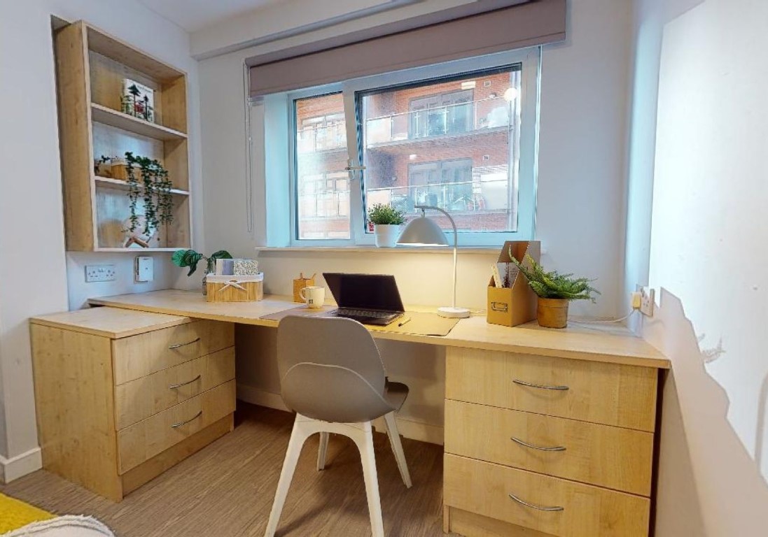  Bronze En-Suite  -  IQ Fenton House  - Gallery -  2