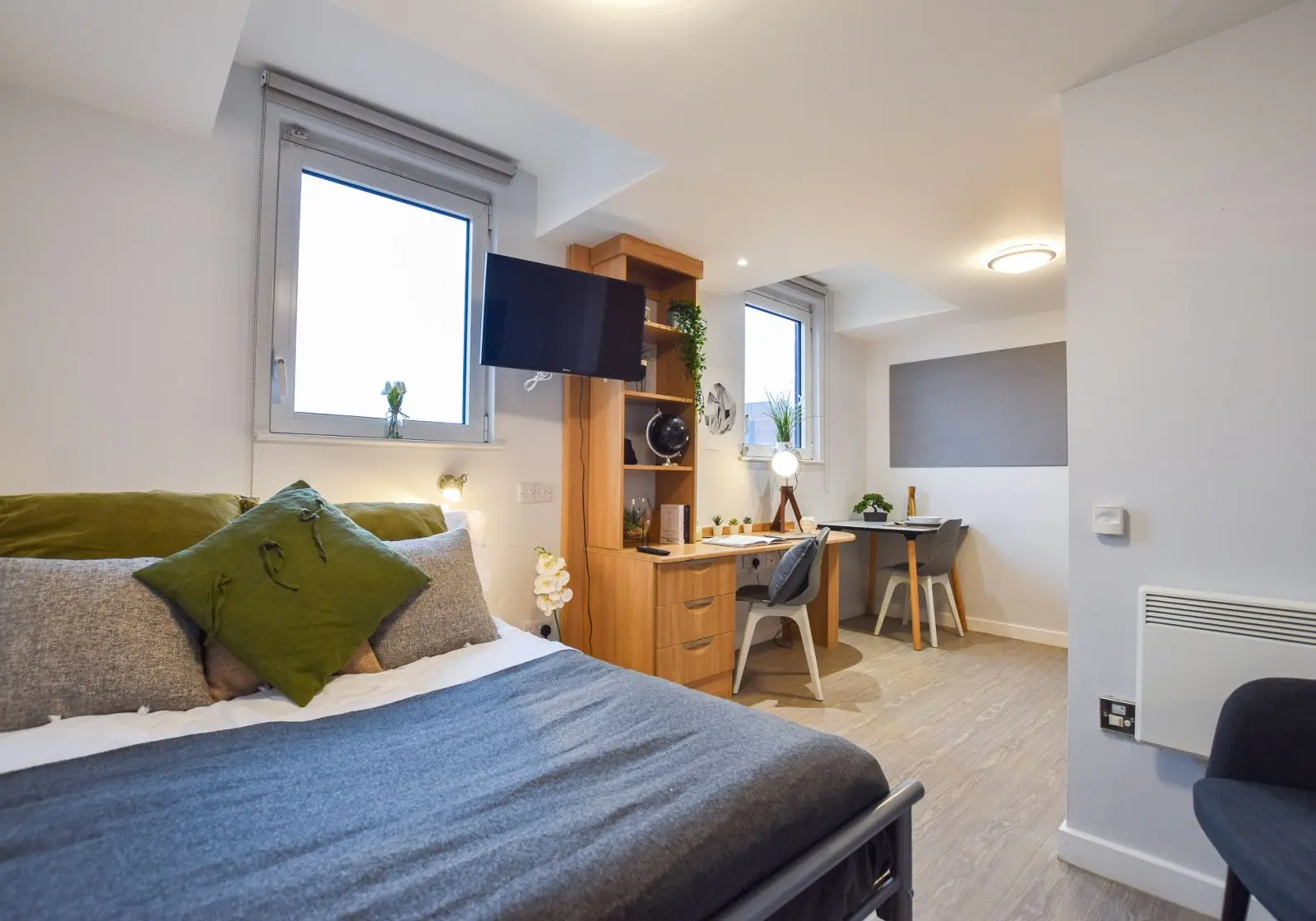 Bronze En-Suite Plus - iQ Steel - Gallery - 4