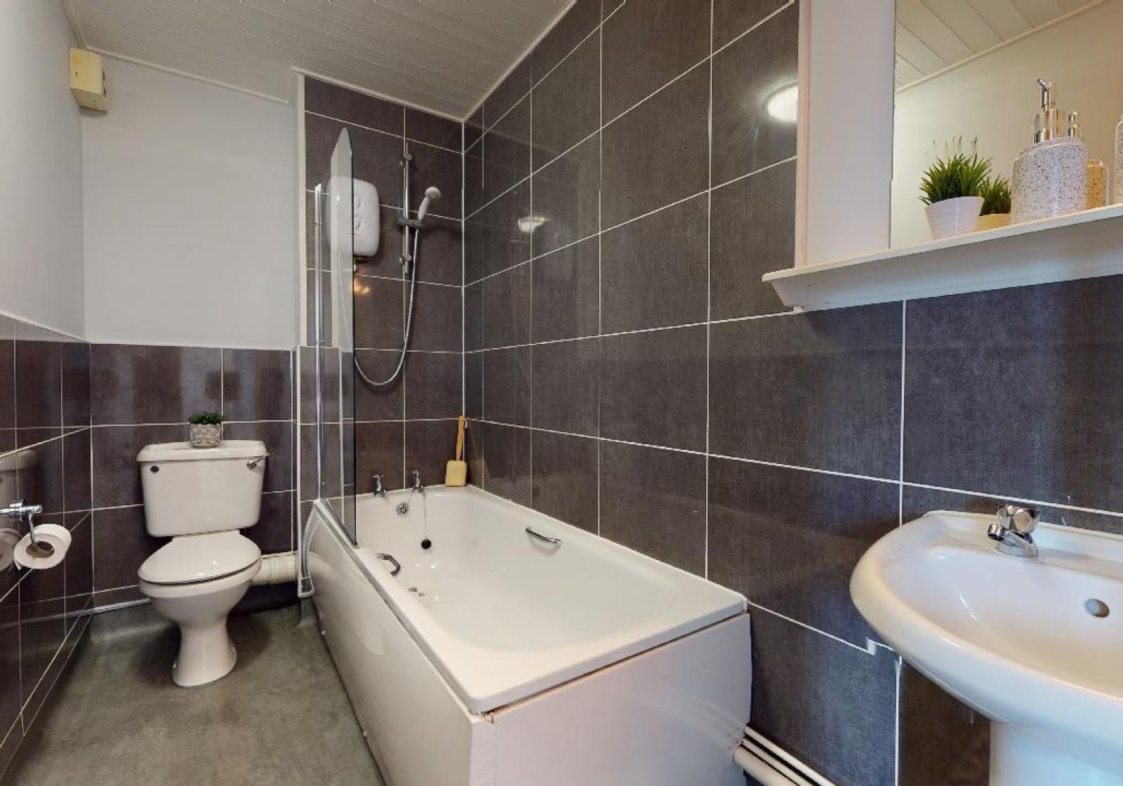  Gold 1 Bed Plus  -  iQ Kerria Apartments  - Gallery -  4