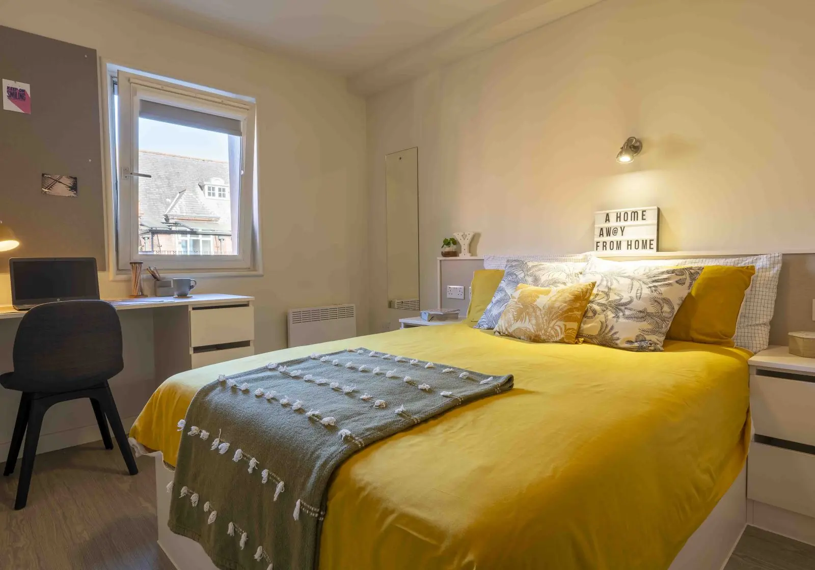 Platinum 1 Bed - iQ Kerria Apartments - Gallery - 1