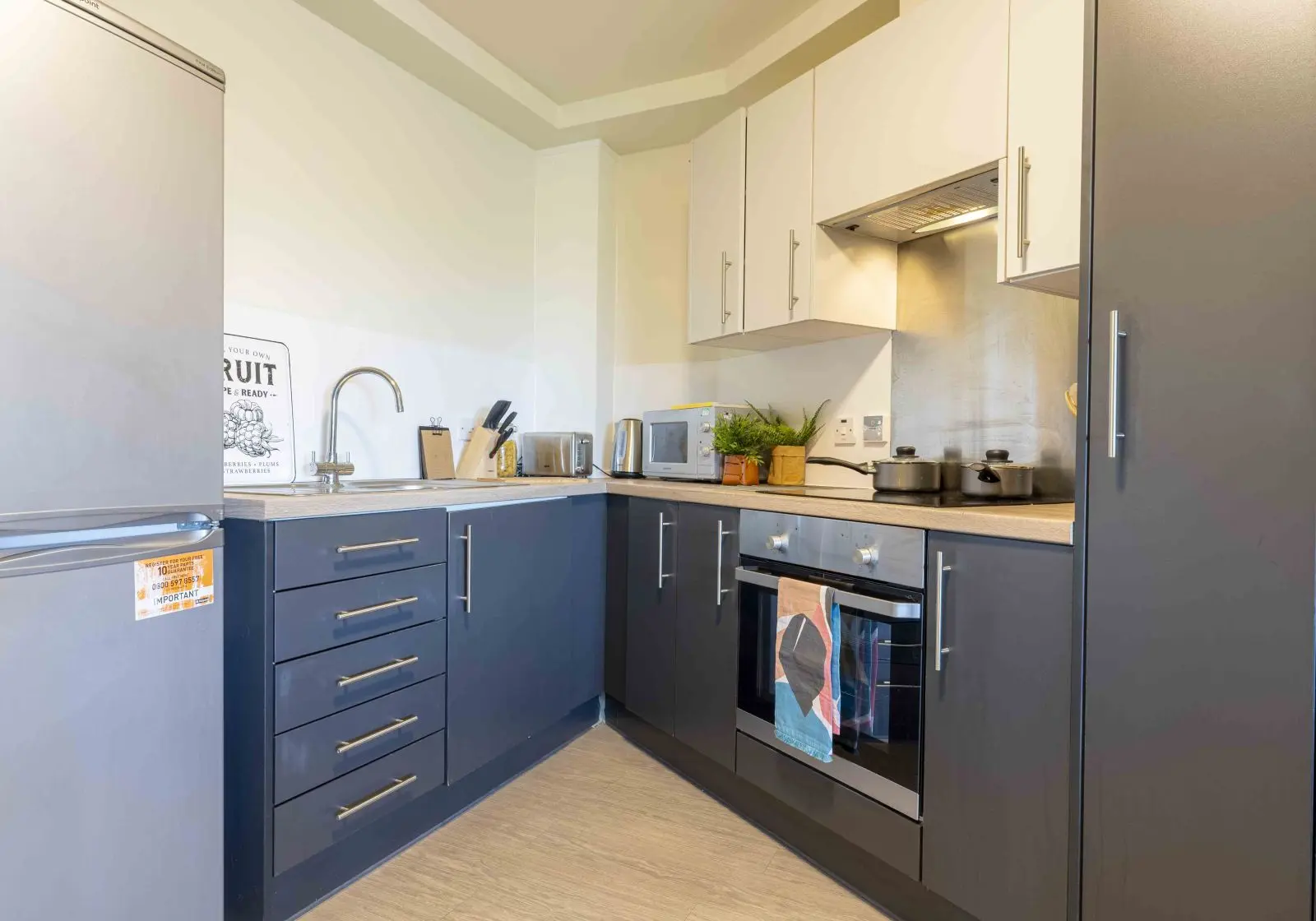 Platinum 2 Bed - iQ Kerria Apartments - Gallery - 5