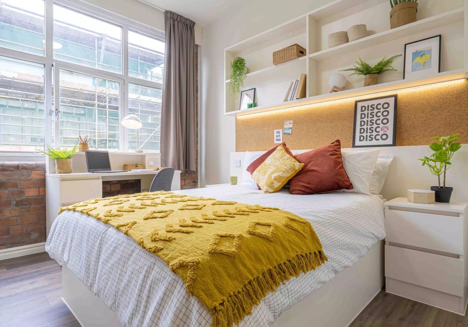  Platinum 2 Bed  -  iQ Fletcher House  - Gallery -  1