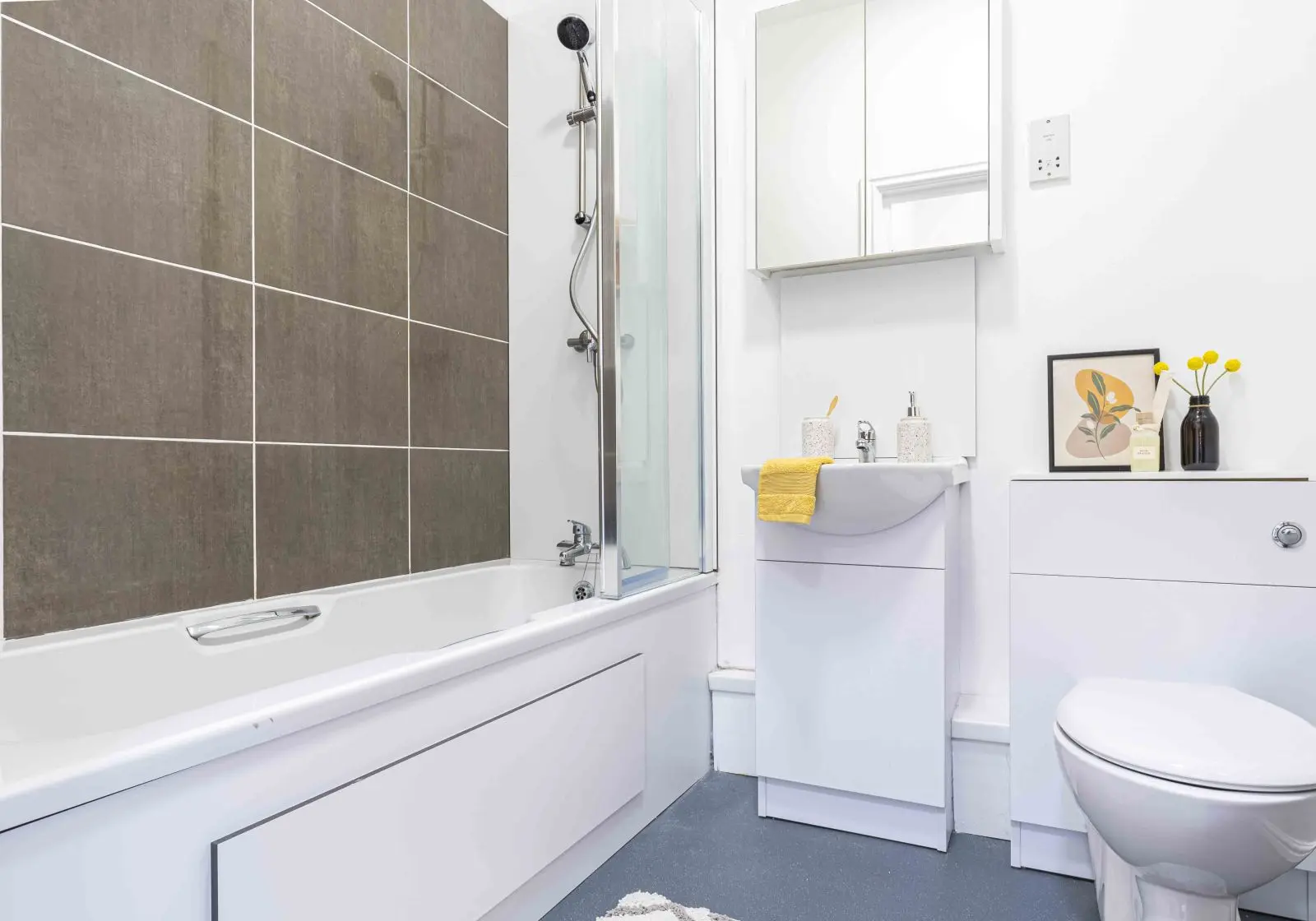  Platinum 1 Bed  -  iQ Fletcher House  - Gallery -  2