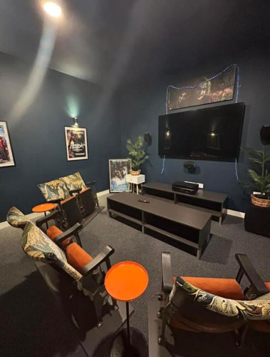 Silk Mill Suites - Gallery - 11