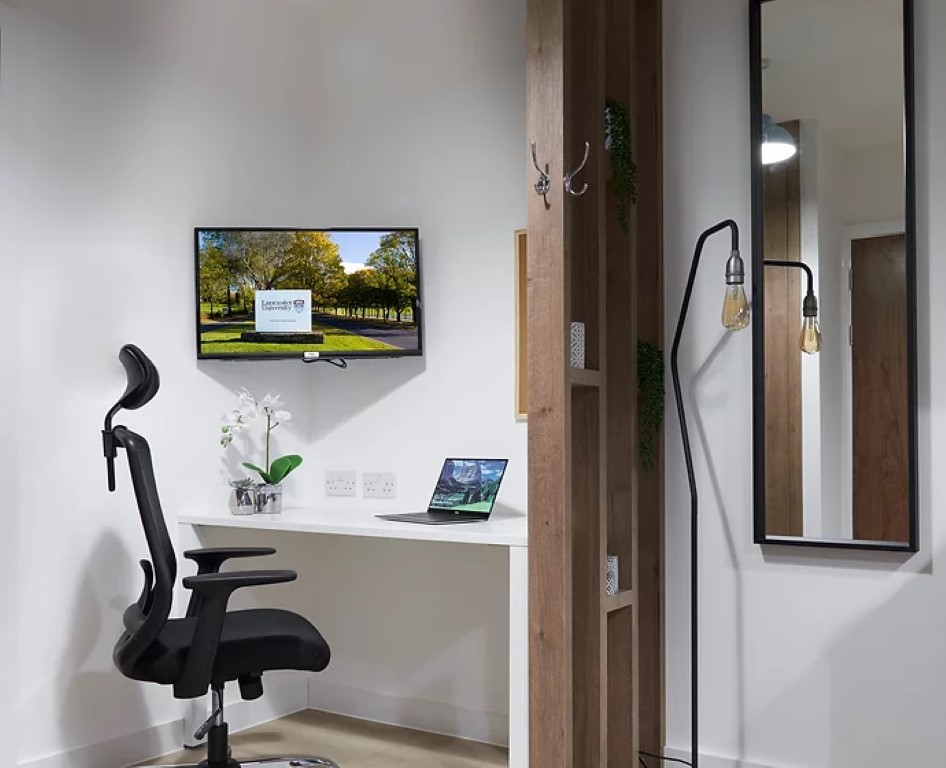  Lancaster Studio Deluxe  -  Silk Mill Suites  - Gallery -  7