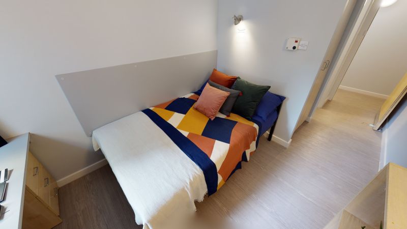  Bronze 2 Bedroom Flat  -  iQ Great Newton House  - Gallery -  3