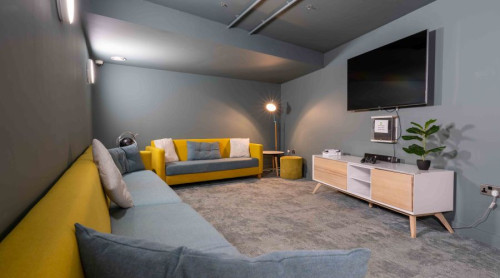 iQ Bristol - Communal Area