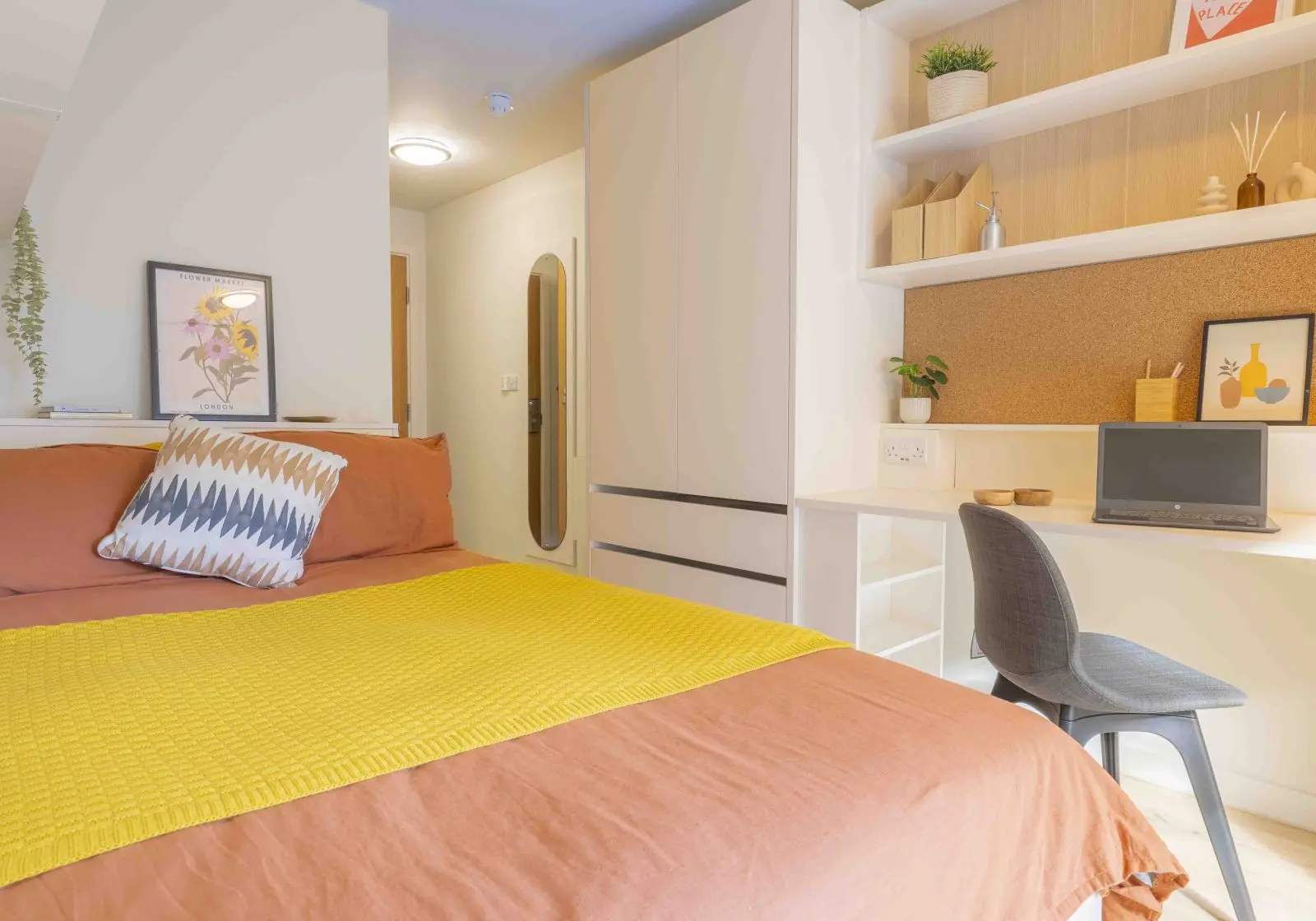  Bronze En-Suite  -  iQ Bristol  - Gallery -  4