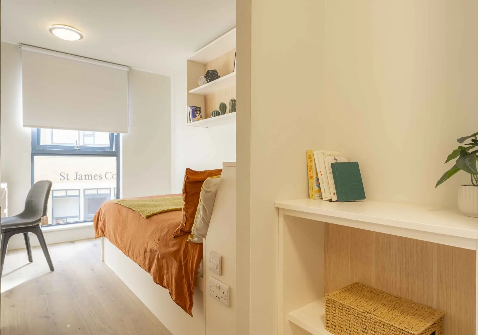  Bronze En-Suite  -  iQ Bristol  - Gallery -  6