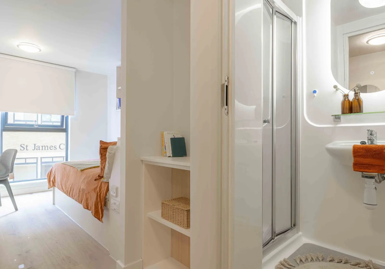  Bronze En-Suite  -  iQ Bristol  - Gallery -  9
