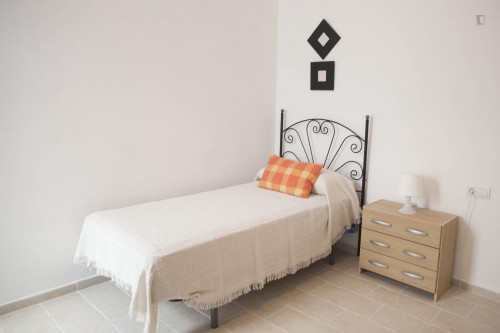 Charming single bedroom minutes walking from Universidad de Cádiz