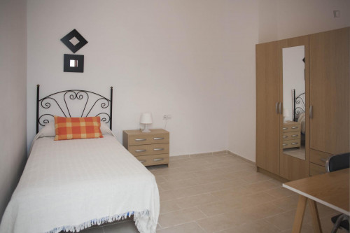 Charming single bedroom minutes walking from Universidad de Cádiz