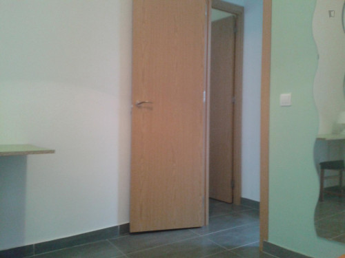 Humble single bedroom close to Universidad de Cádiz