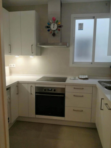 Nice single bedroom in a two bedroom apartment. - Gallery - 6