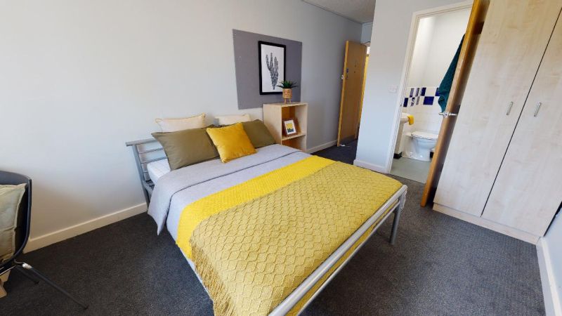iQ Fiveways House