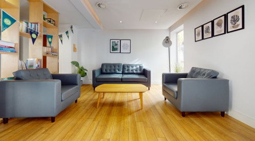 IQ Aspley House - Gallery - 10