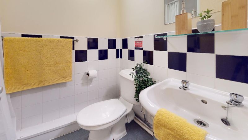  Bronze En-Suite Premium  -  iQ Aspley House  - Gallery -  4