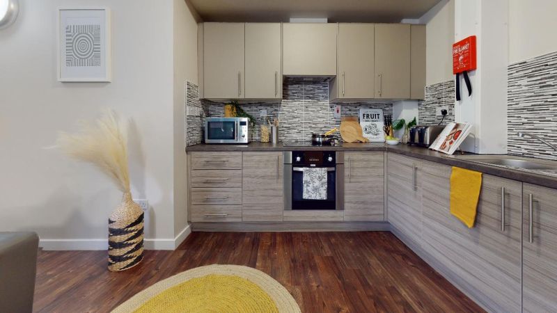  Silver En-Suite Premium  -  iQ Aspley House  - Gallery -  4