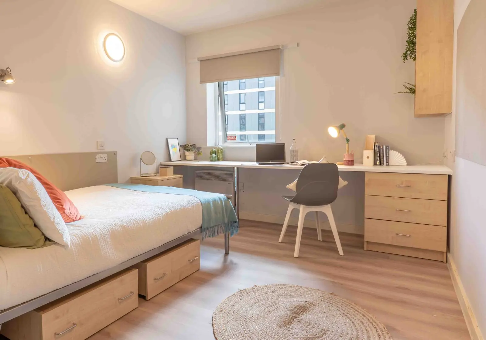  Silver En-Suite  -  iQ Aspley House  - Gallery -  3