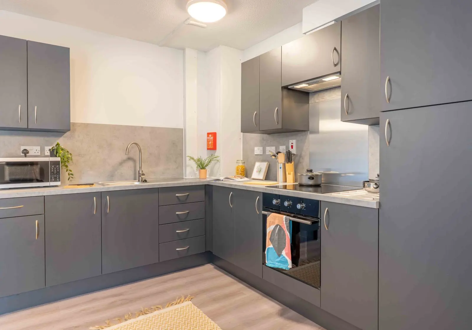  Silver En-Suite  -  iQ Aspley House  - Gallery -  6