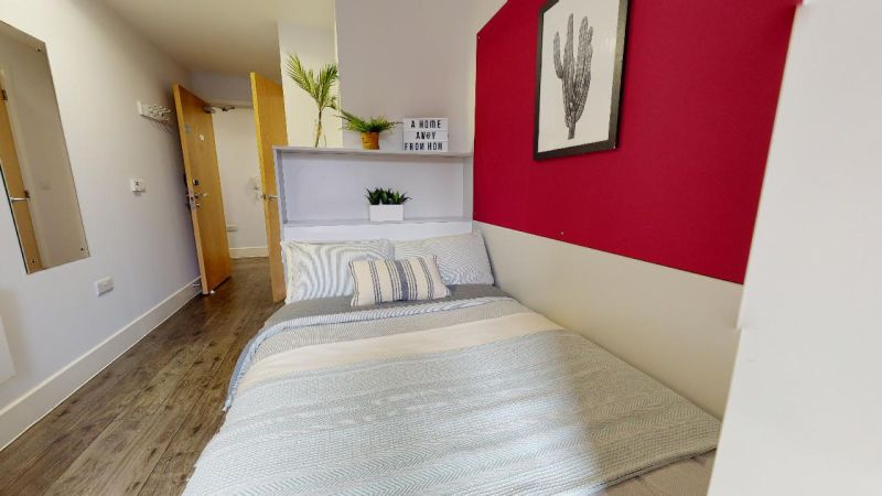  Silver En-Suite Plus  -  iQ Castings  - Gallery -  13