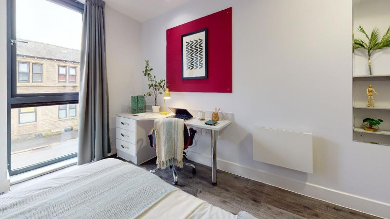 Silver En-Suite Plus - iQ Castings - Gallery - 12