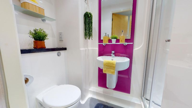 Silver En-Suite Plus - iQ Castings - Gallery - 10