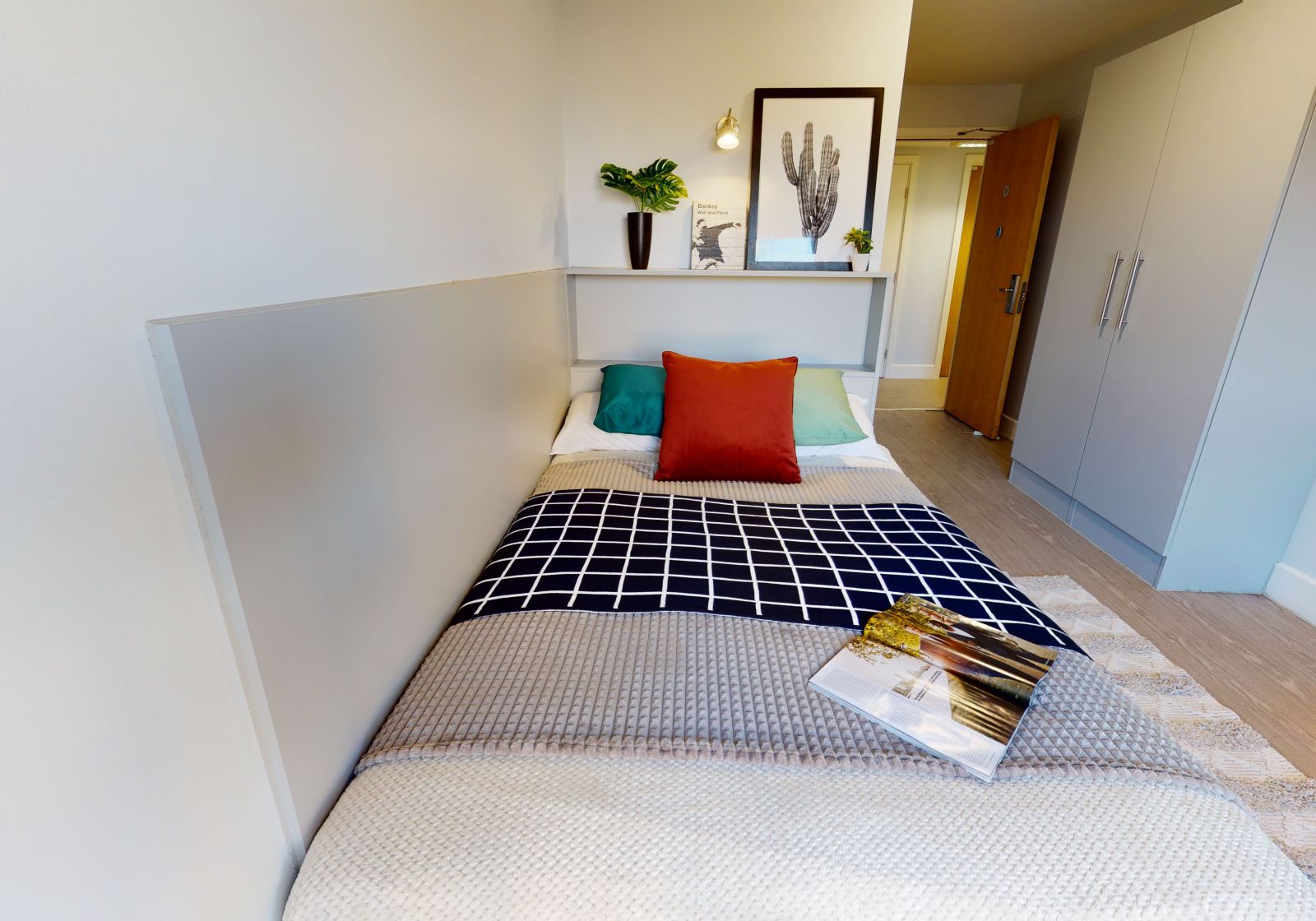  Silver En-Suite  -  iQ Fountainbridge  - Gallery -  1