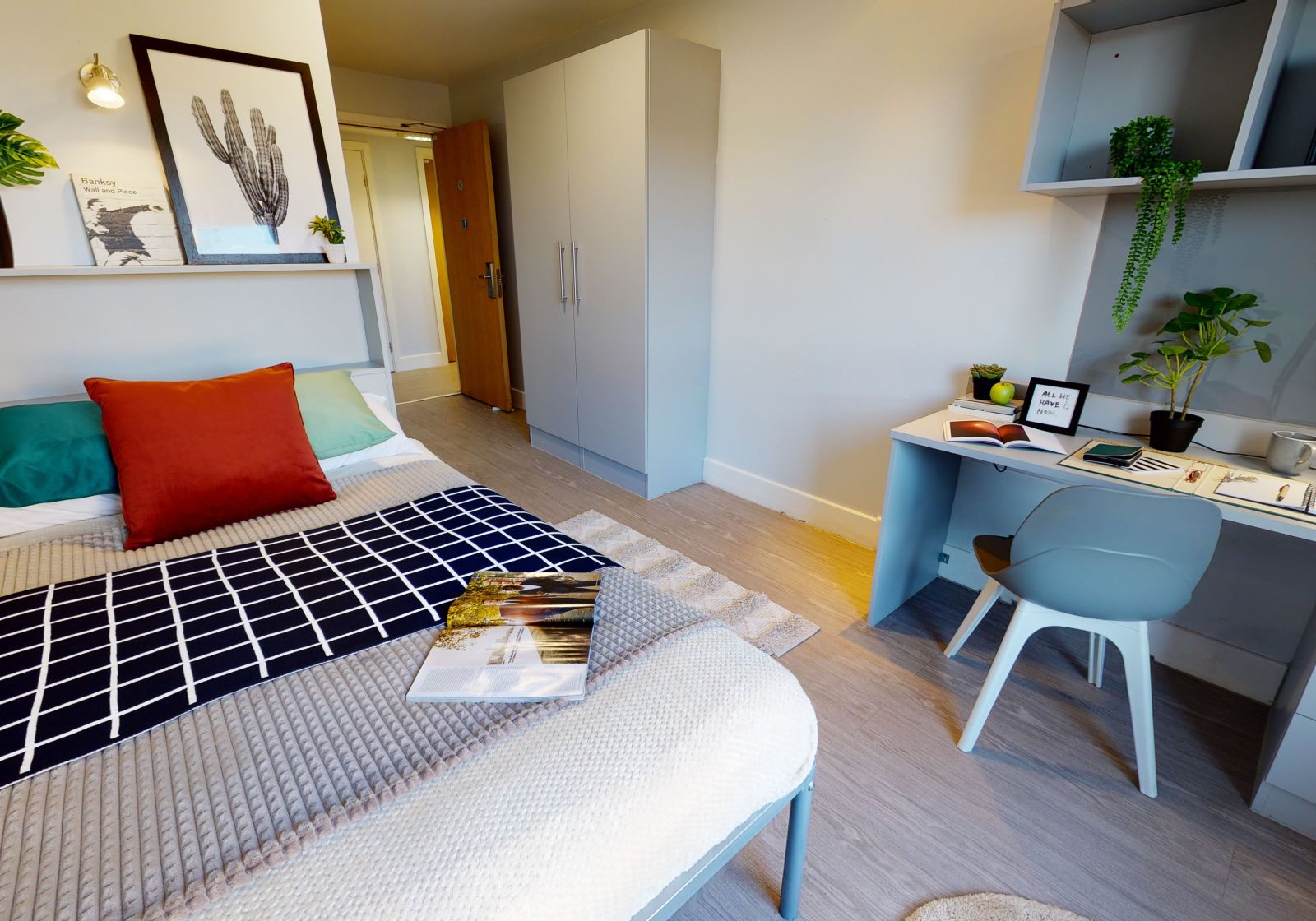 Silver En-Suite - iQ Fountainbridge - Gallery - 7