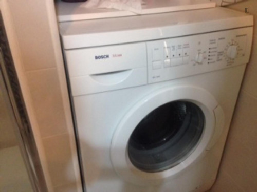 Single bedroom in a 3-bedroom apartment near University - Gallery - 8