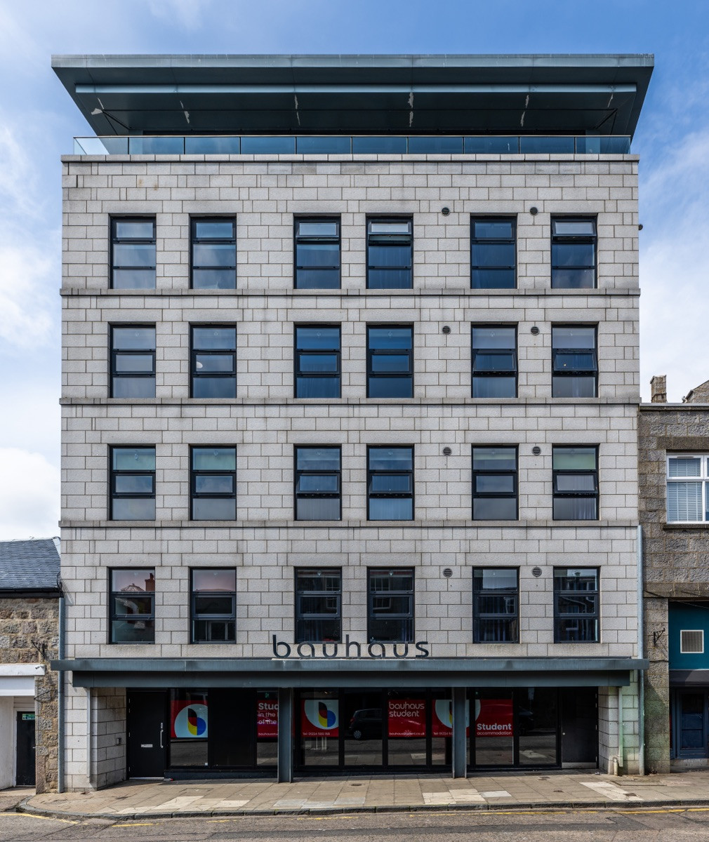 Bauhaus Student – Langstane Place