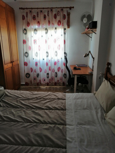 Very cool double bedroom in Pere Garau