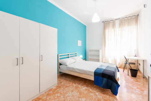 Pretty bedroom near Bari Sud Est train station - Gallery - 5