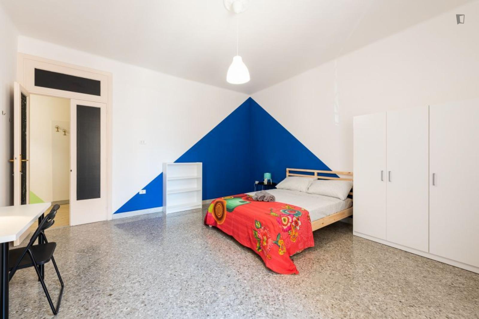  Large Bedroom In A 4-Bedroom Apartment Near Bari Sud Est Train Station  -  Large bedroom in a 4-bedroom apartment near Bari Sud Est train station  - Gallery -  1