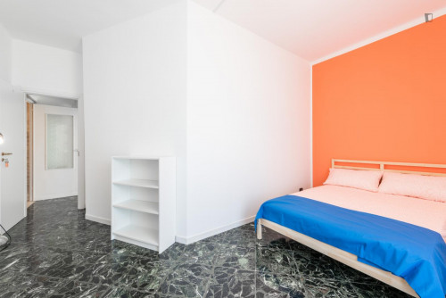 Large and bright bedroom near Bari Sud Est train station