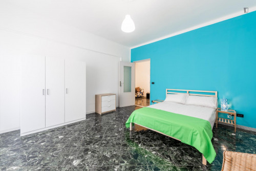 Large and bright bedroom near Bari Sud Est train station