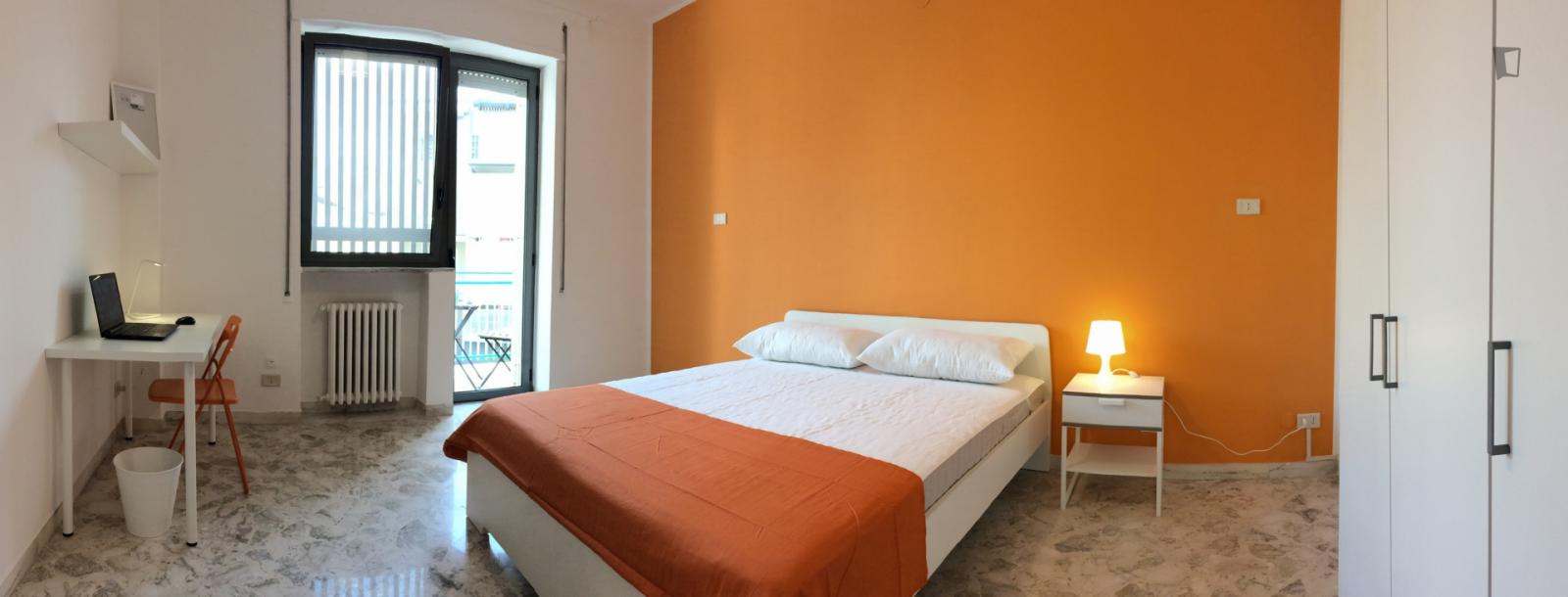 Amazing Double Bedroom Near Quintino Sella Metro Station - Amazing double bedroom near Quintino Sella metro station - Gallery - 1
