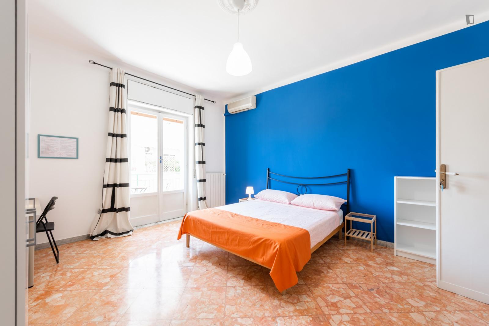 Modern Double Bedroom Near Bari Sud Est Train Station - 1