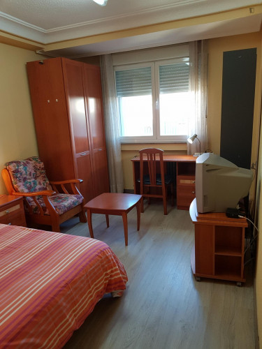Bright single bedroom close to the Faculty of Biology of the University of Salamanca