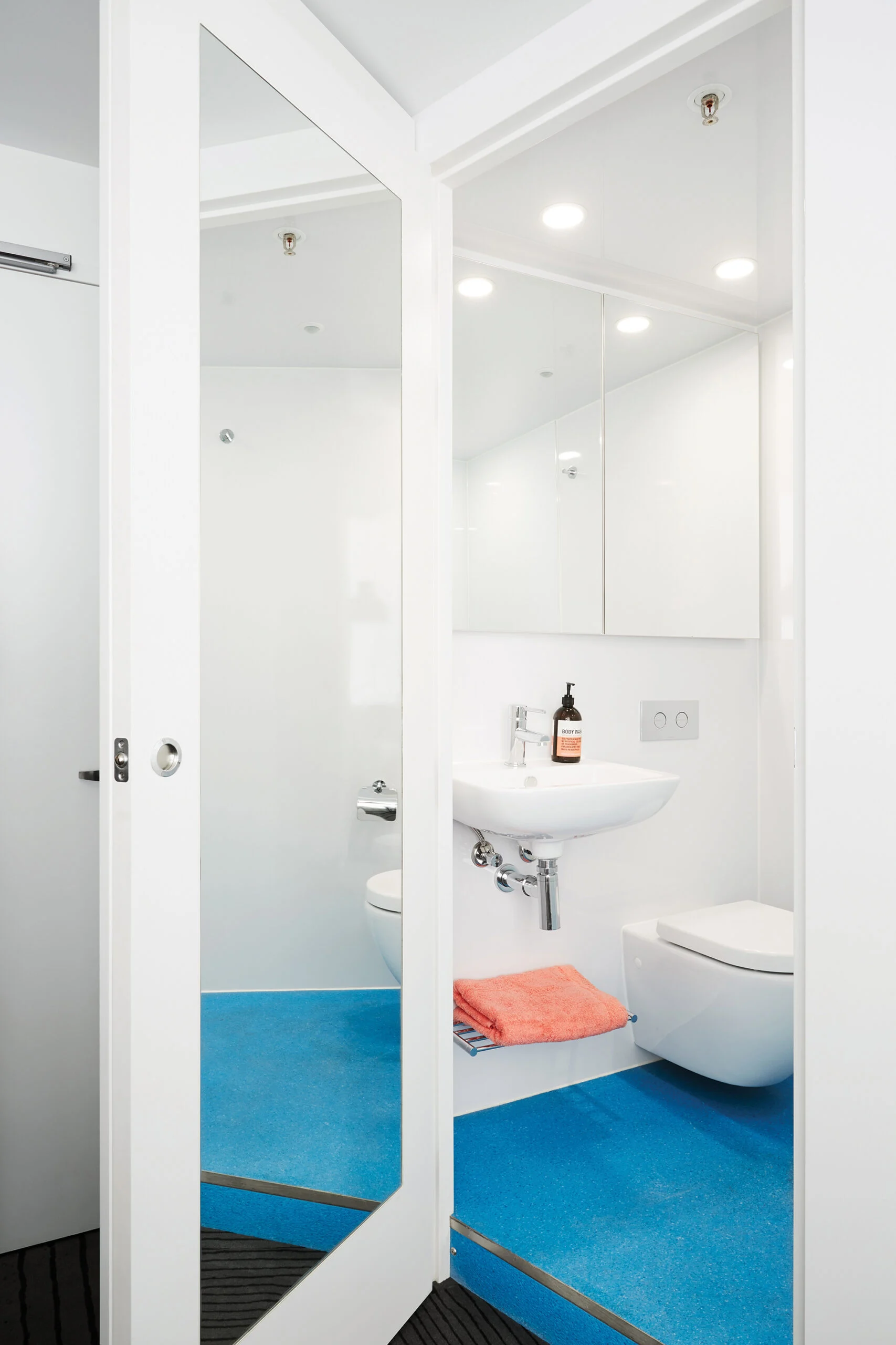 Ultra Studio Apartment - Double Bed With Premium View - Scape South Bank - Gallery - 7